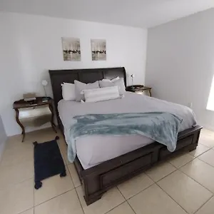  Holiday home From 5 Bedroom